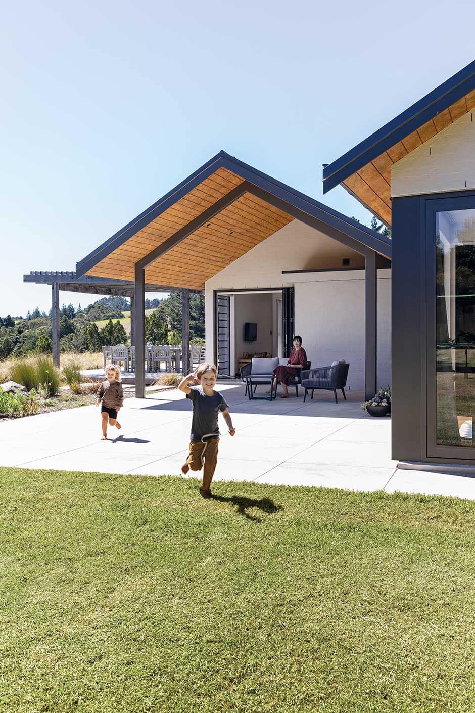Golfer Paul Reid and wife Siobhan’s Mangawhai renovation suits them to a tee