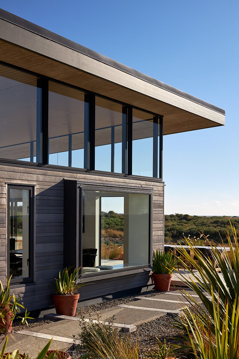 First Light Studio designs a home that embraces the extremes of the Kāpiti Coast