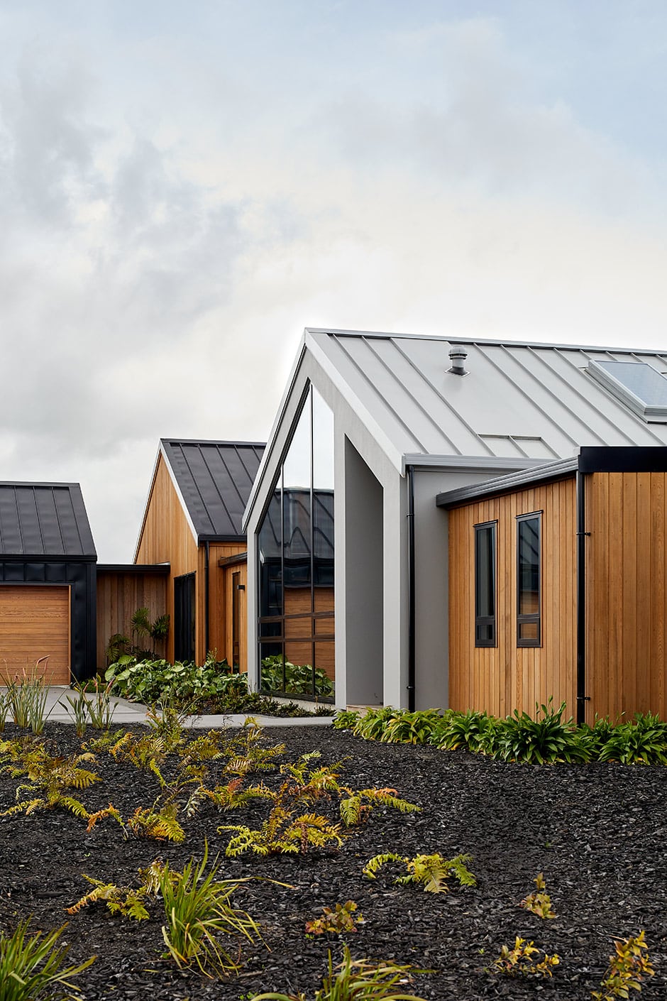 This rural New Plymouth property places the focus on guests and gathering